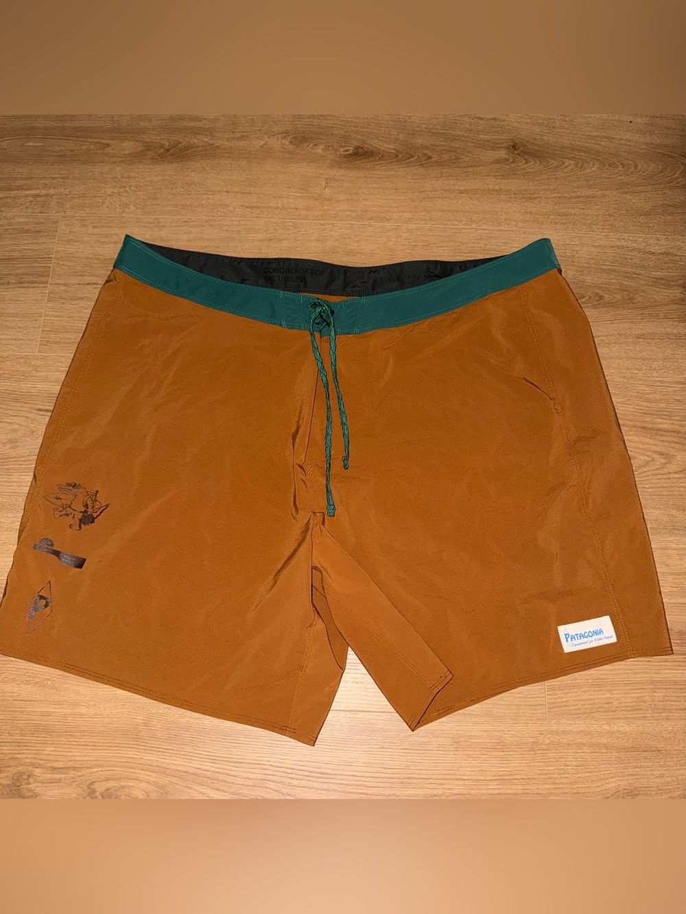 Patagonia Men’s Hydropeak Boardshorts 18” in Tree Ring Brown